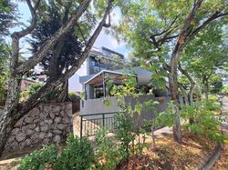 Grove Drive (D10), Terrace #608684141